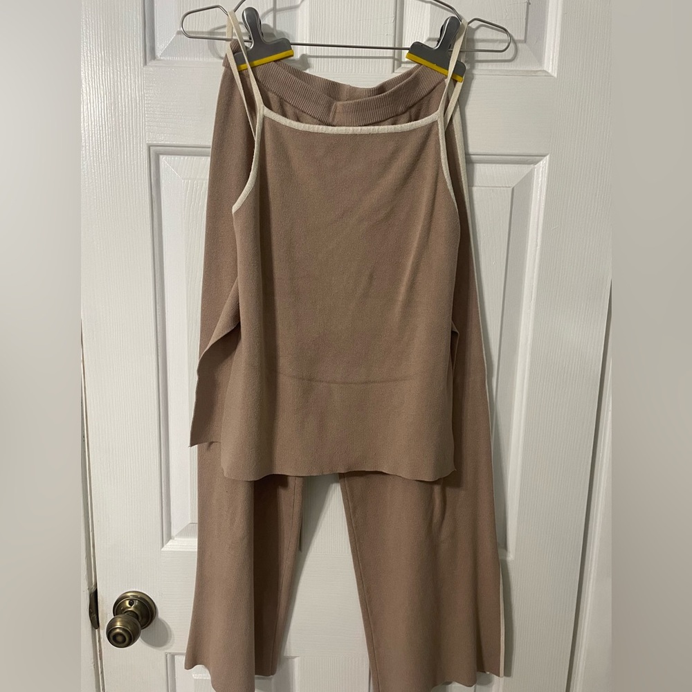 Two piece capri set